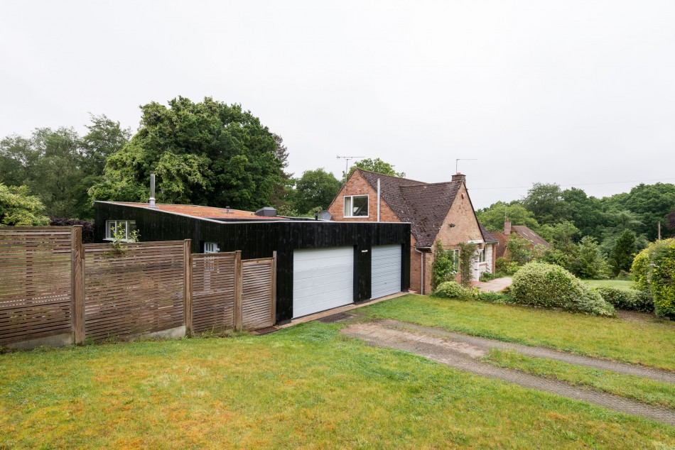 Rowledge Farnham, Surrey The Modern House