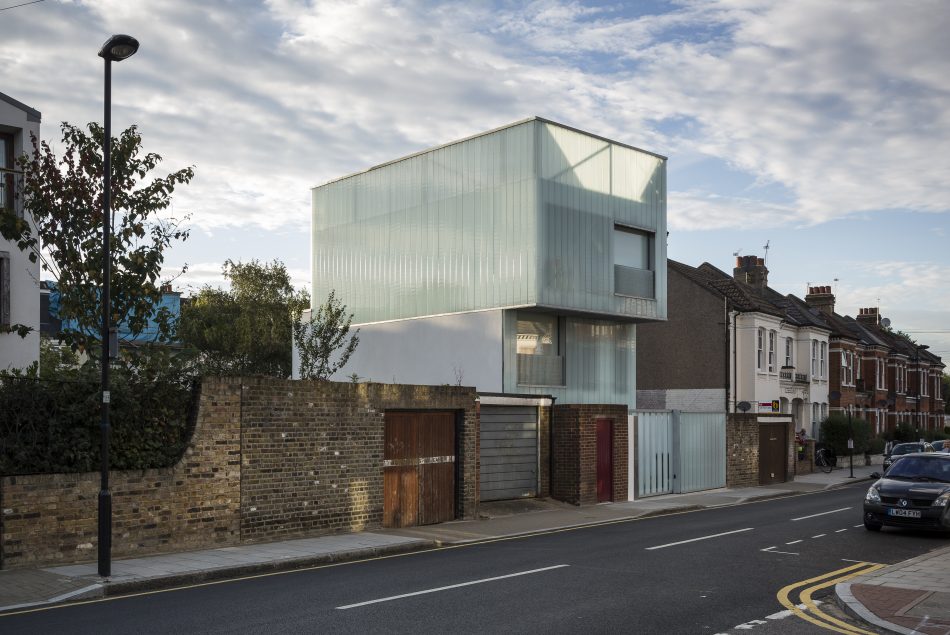 Slip House, The Modern House