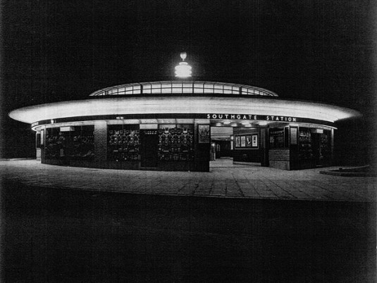 Frank Pick, Charles Holden, London Underground