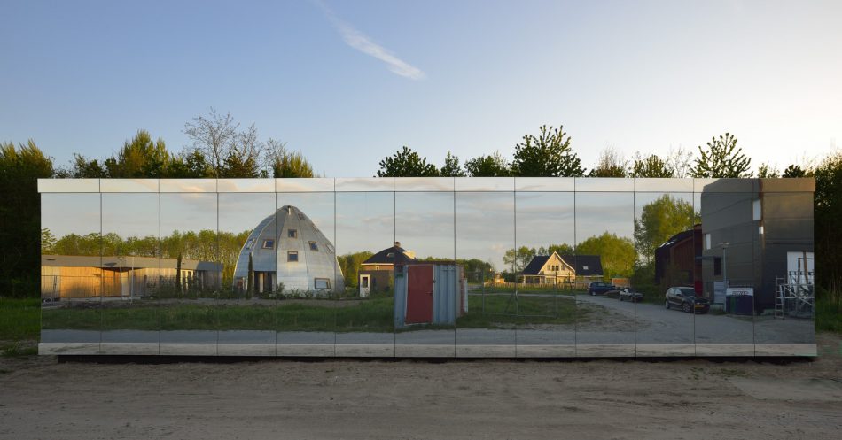 Mirror House, Selbing + Vogel, The Modern House