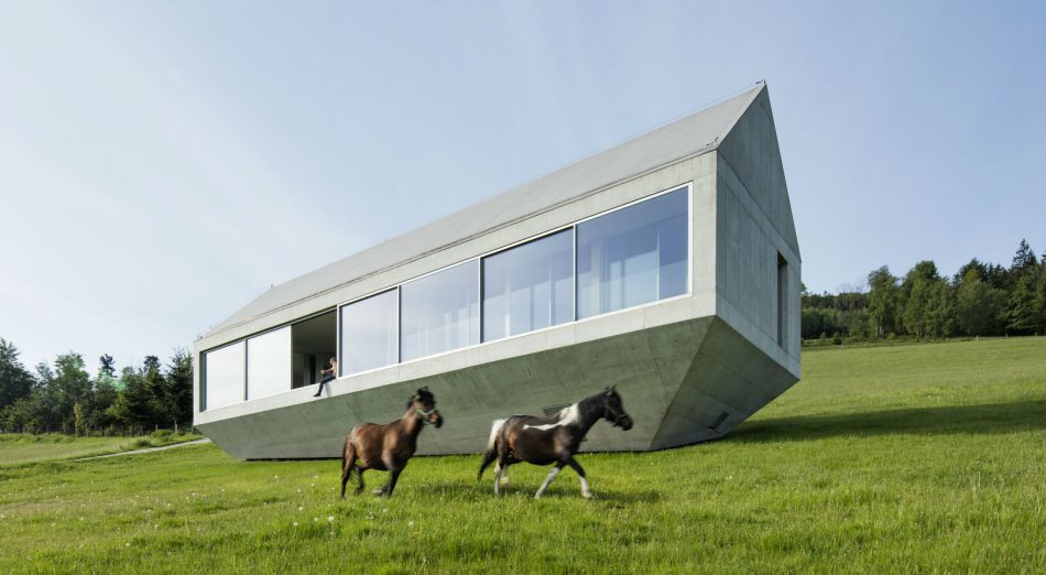 Konieczny's Ark, KWK Promes, The Modern House