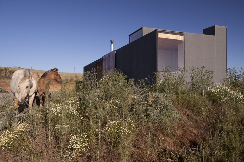 Leyda House, Alfredo González Briceño + Ignacio Rojas Hirigoyen