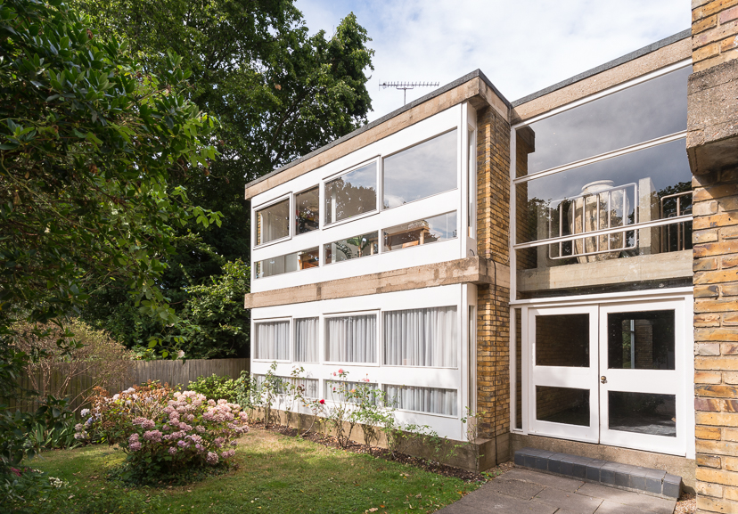 Langham House Close, Richmond Upon Thames, The Modern House