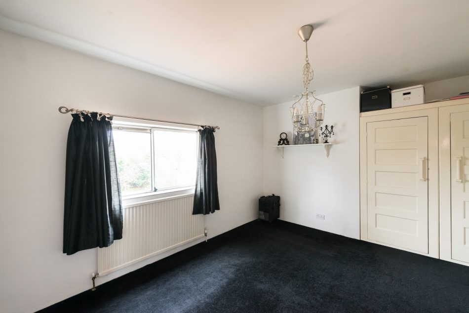 Knighton Close Woodford Green, London IG8 The Modern House