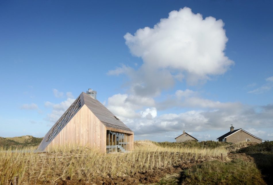 The Dune House, Marc Koehler Architects, The Modern House