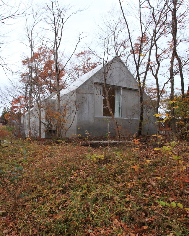 House in Nasu by Kazunori Fujimoto Architect & Associates