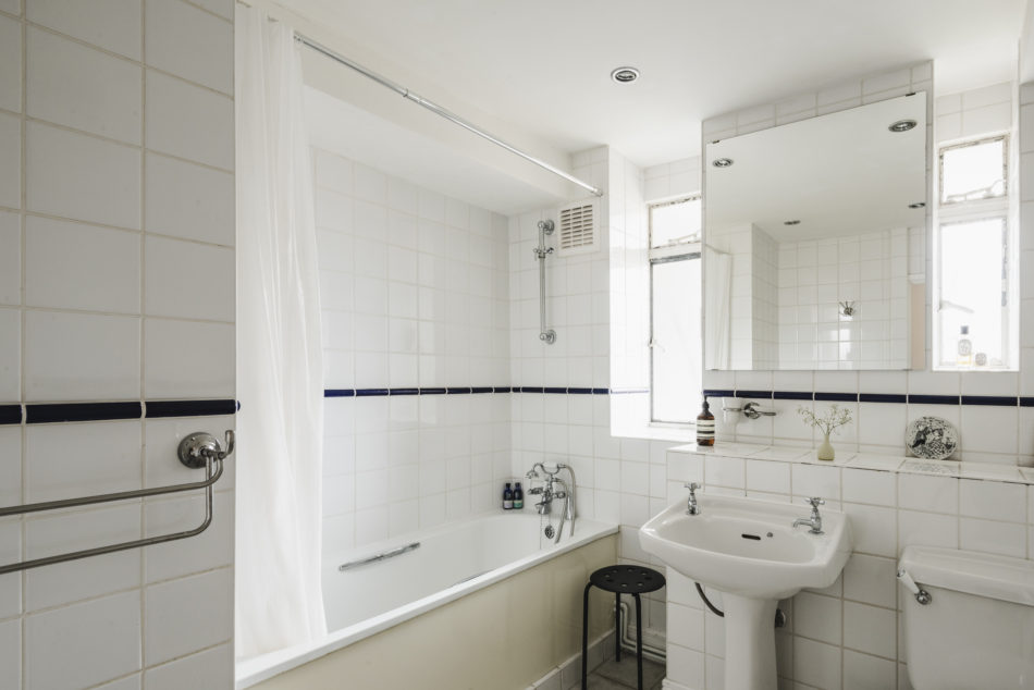 For Sale Ruskin Park House II, Champion Hill, London SE5 The Modern