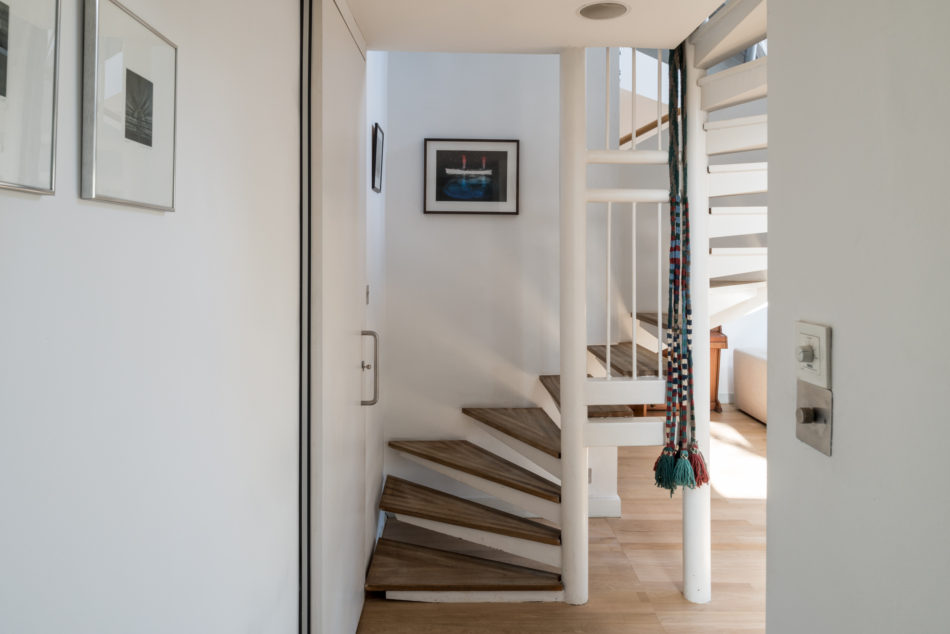 55 Woodland Gardens N10 Fasci Garden