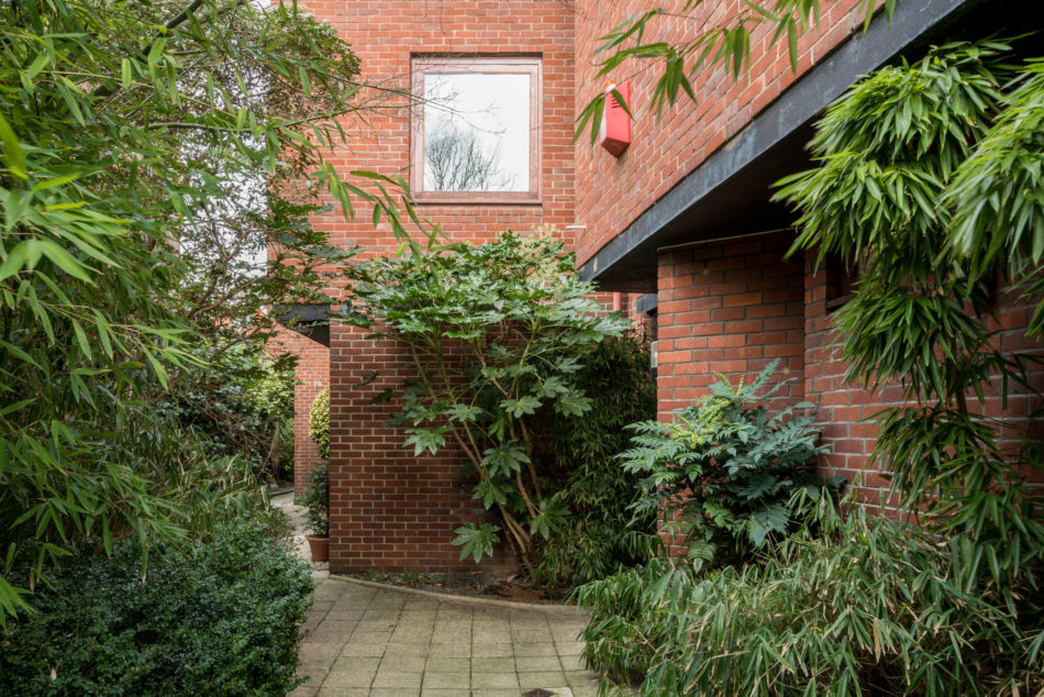 For Sale Studio House, Woodland Gardens, London N10 The Modern House