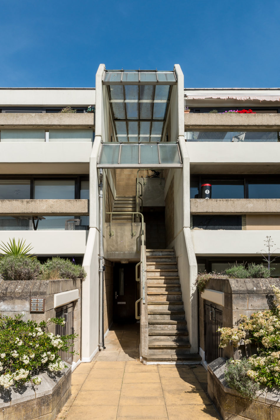Sandstone Place Whittington Estate, London N19 The Modern House