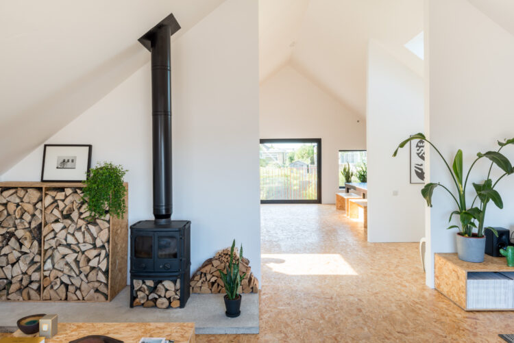 Get in touch to see how we can help maximise the value of your home