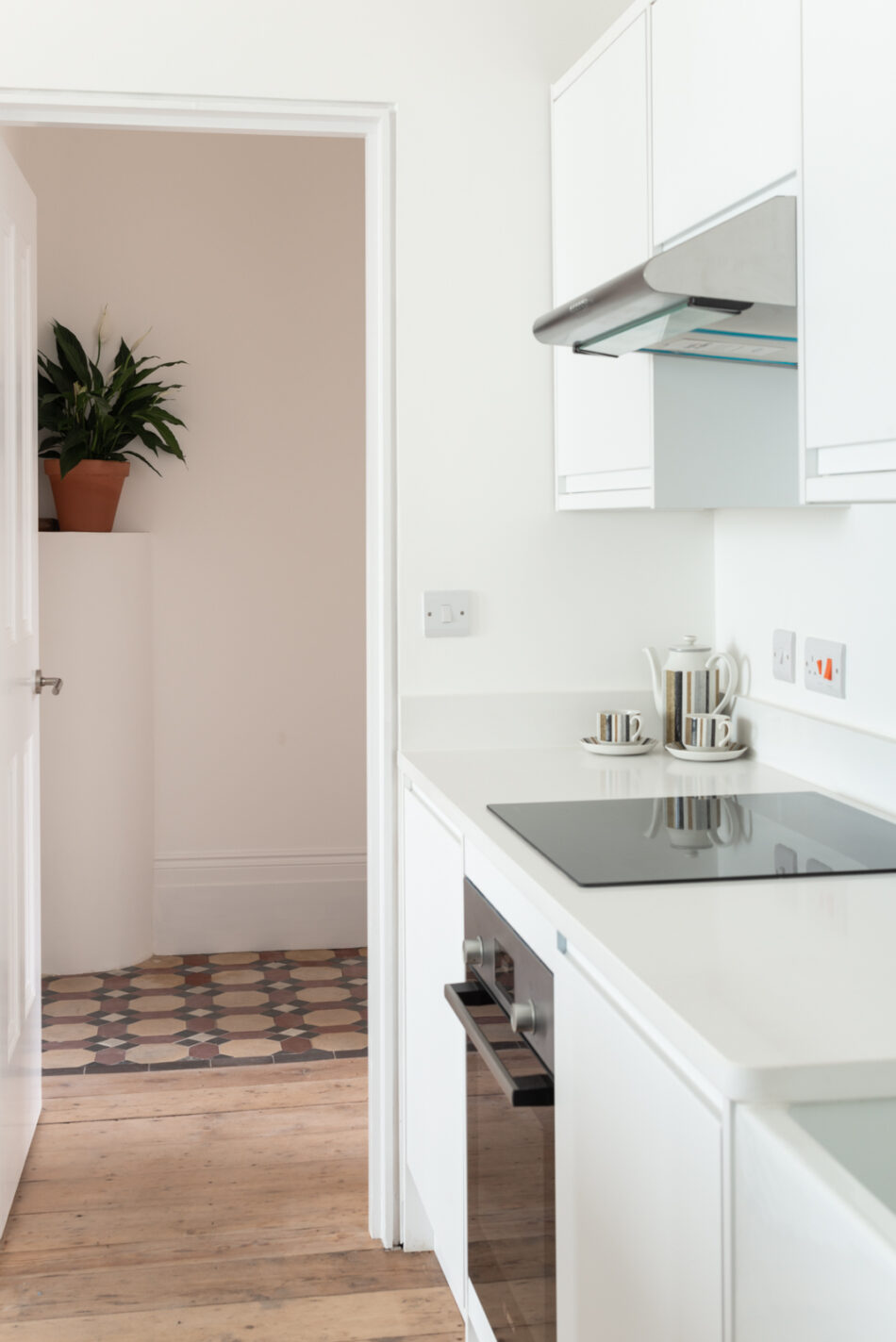 For Sale West Hill Road, St LeonardsonSea, East Sussex The Modern