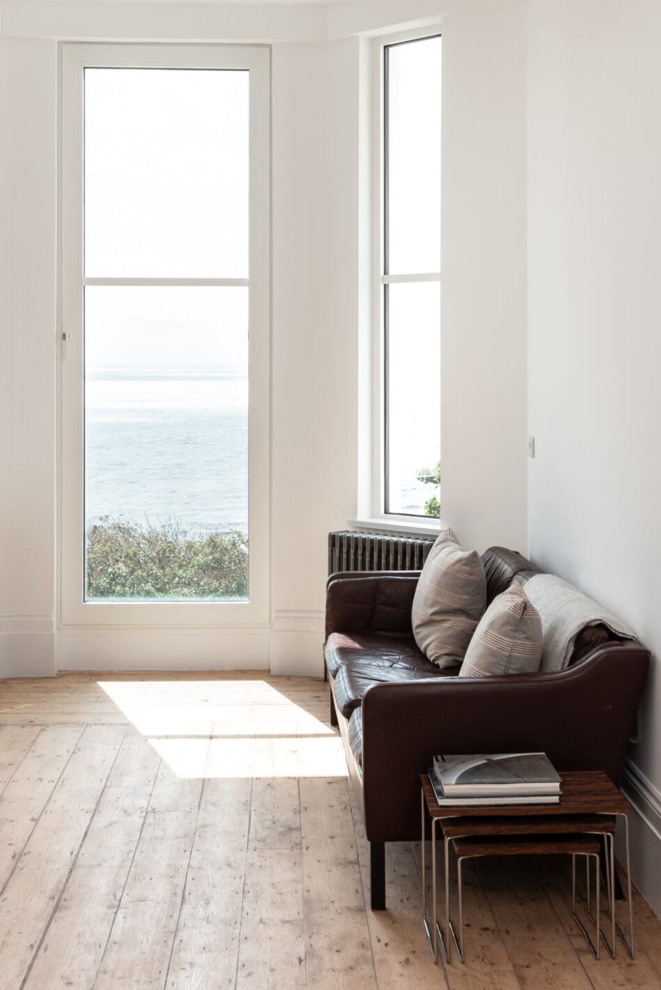 For Sale West Hill Road, St LeonardsonSea, East Sussex The Modern