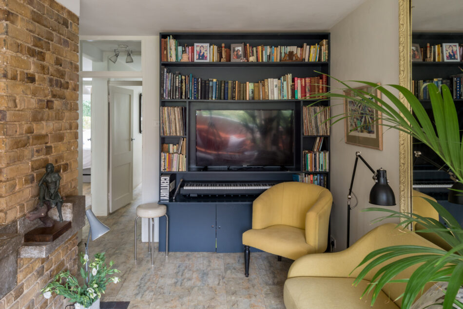 For Sale Langham House Close VI, London TW10 The Modern House