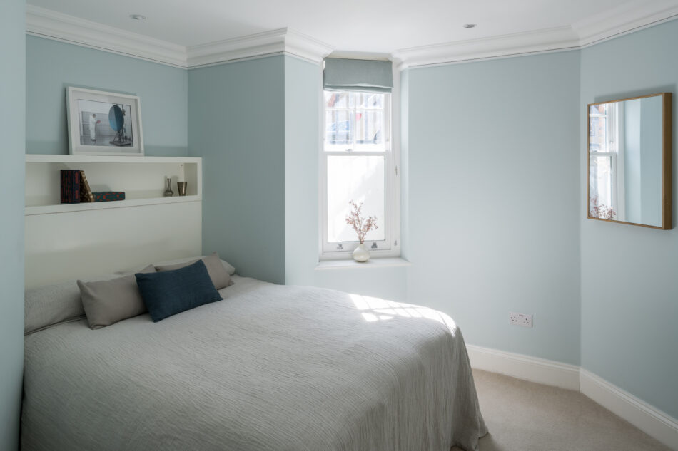 For Sale Albert Bridge Road, London SW11 The Modern House