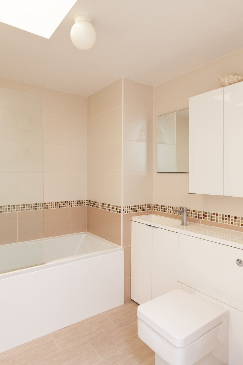 For Sale Devon Bank, Guildford, Surrey The Modern House