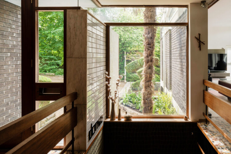 Domus, Reedley, Lancashire