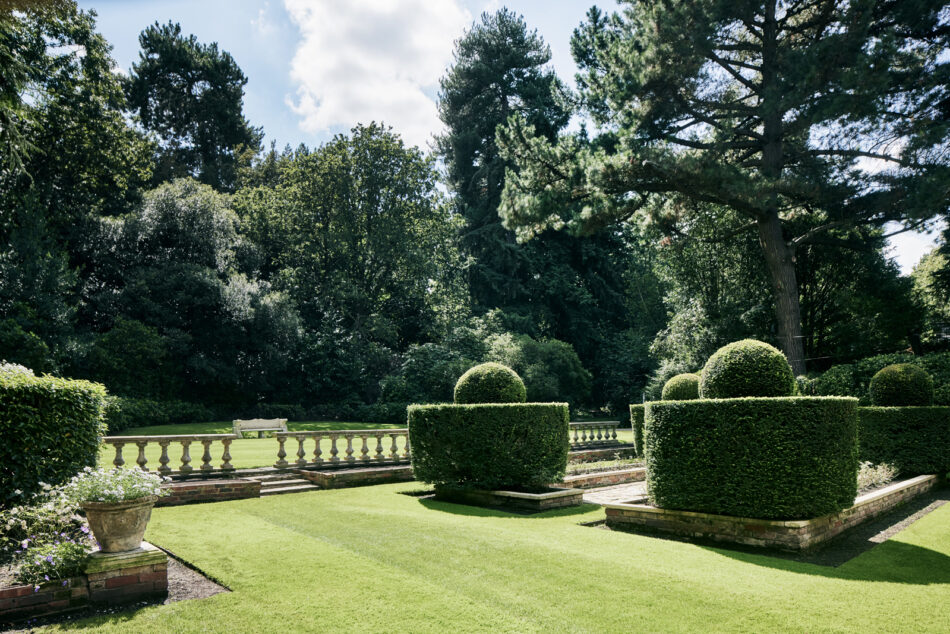 For Sale Elmbridge, Surrey The Modern House