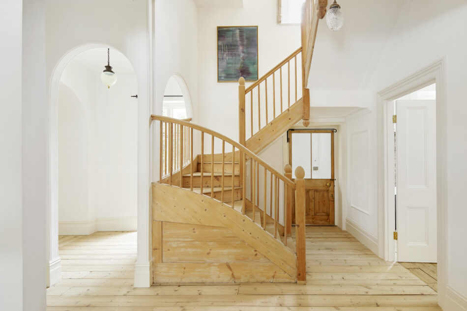 For Sale Elmbridge, Surrey The Modern House