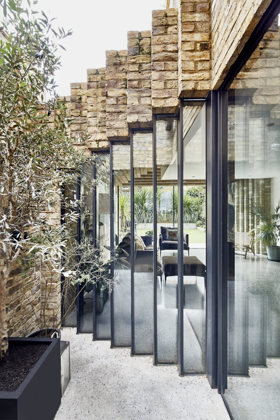 Step House, Estelle Road, London NW3 The Modern House