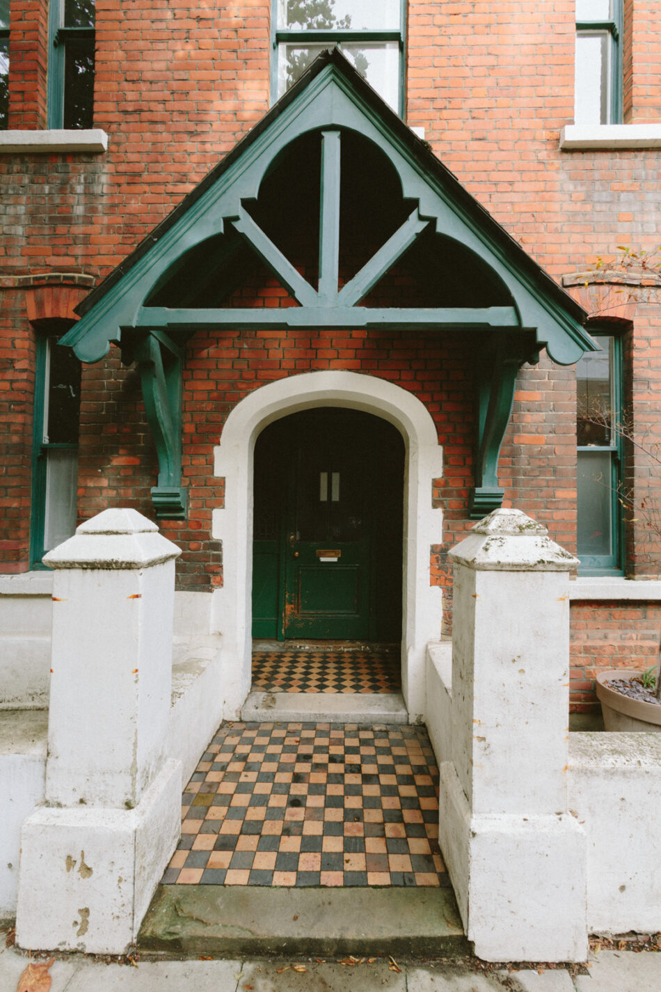 For Sale Kinnoull Mansions, Rowhill Road, London E5 The Modern House