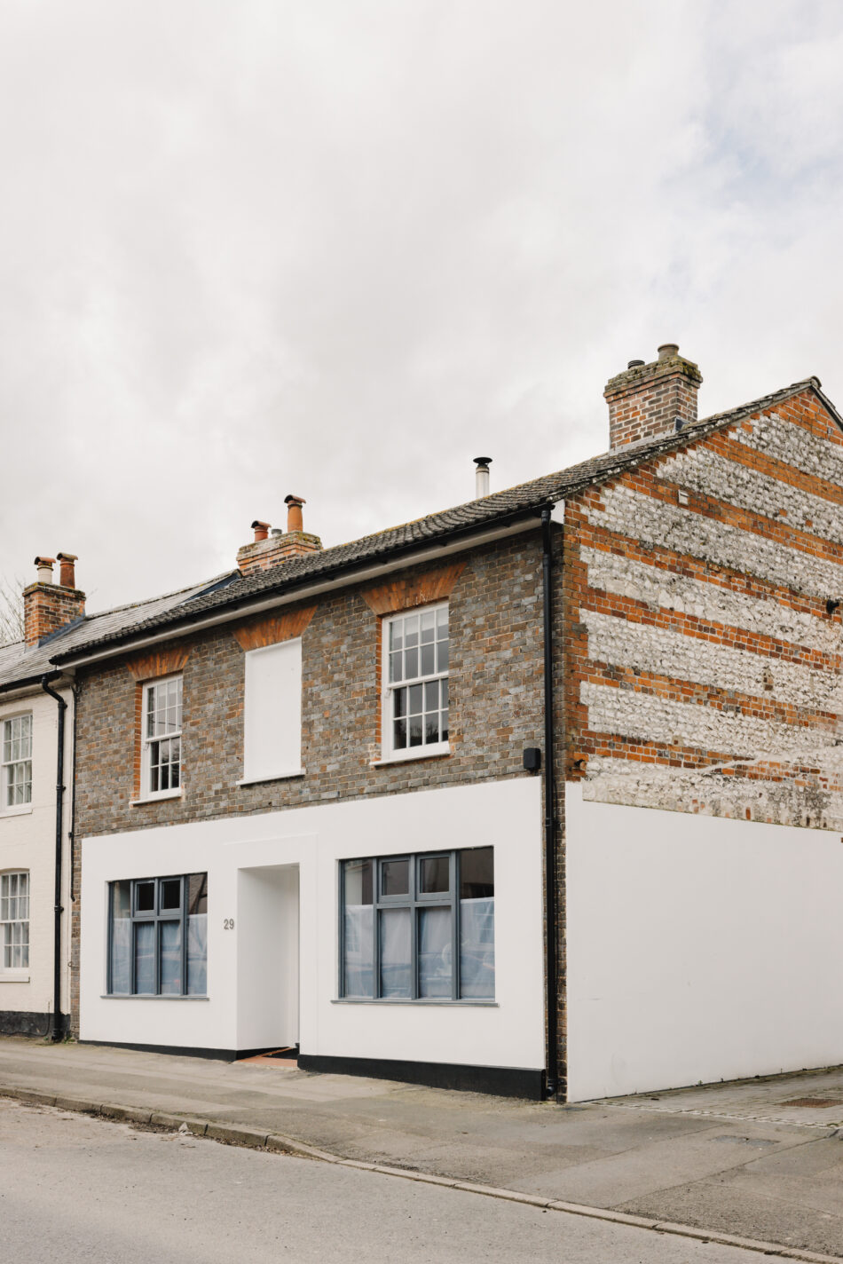 For Sale Lambourn, West Berkshire RG17 The Modern House