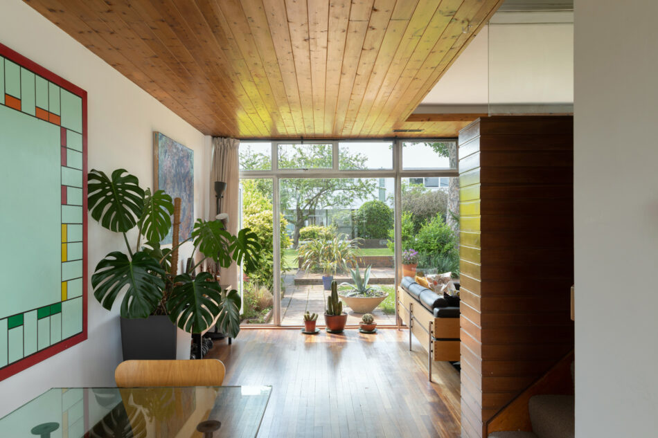 For Sale Manygate Lane VII, Shepperton, Surrey The Modern House