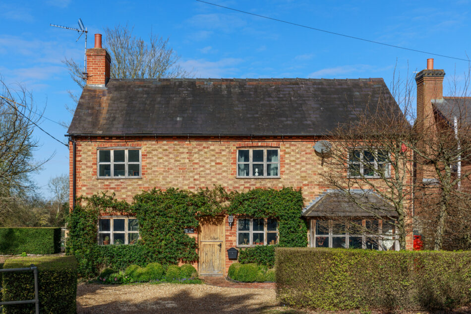 For Sale Nash Road, Great Horwood, Buckinghamshire The Modern House