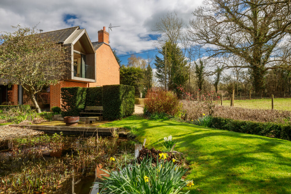 For Sale Nash Road, Great Horwood, Buckinghamshire The Modern House