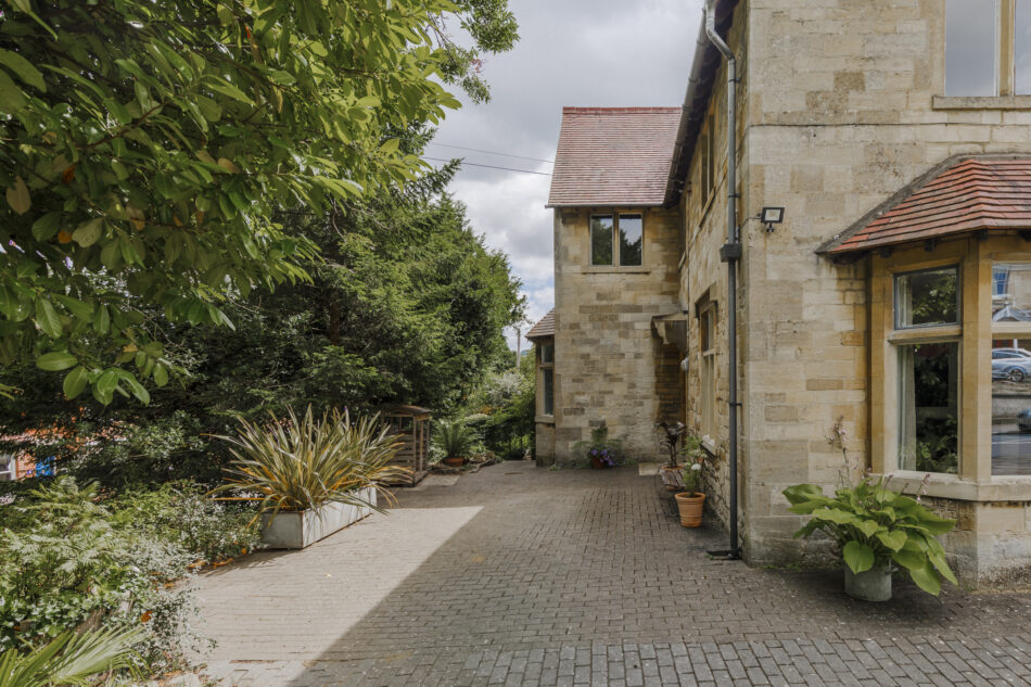 For Sale Rodborough Hill, Stroud, Gloucestershire The Modern House