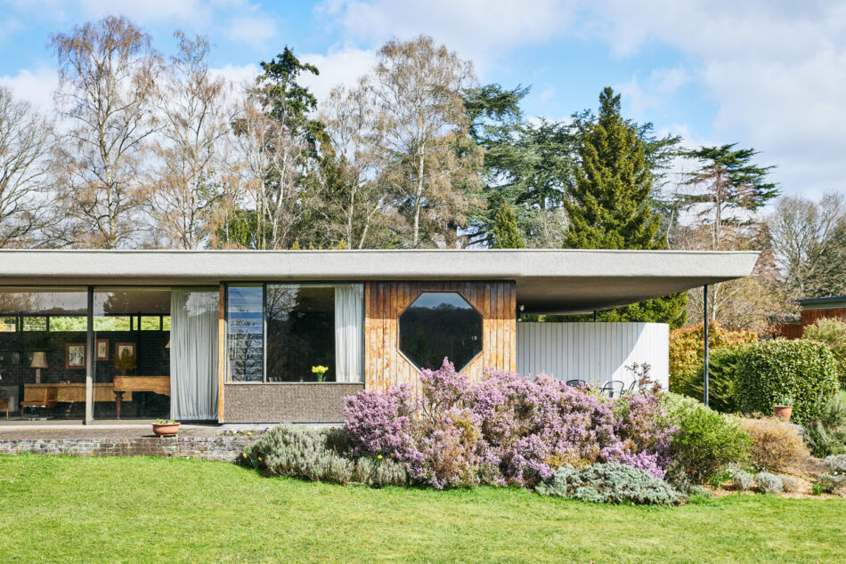 For Sale Rotherfield Road, HenleyonThames, Oxfordshire The Modern House
