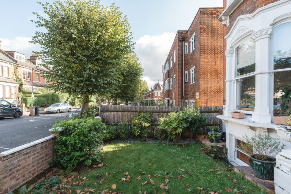For Sale Stapleton Hall Road IV, London N4 The Modern House