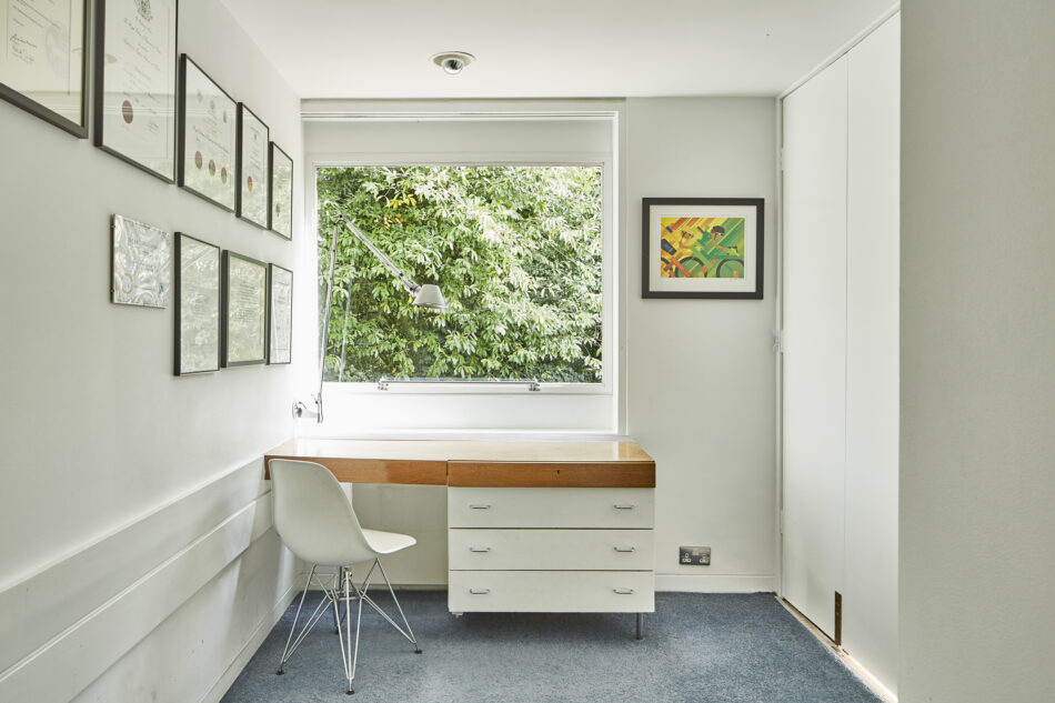 For Sale The Rossdale House, Hendon Avenue, London N3 The Modern House