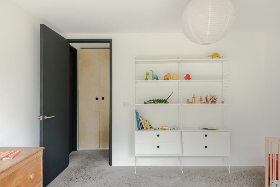 For Sale Waterside Drive, WaltononThames, Surrey The Modern House