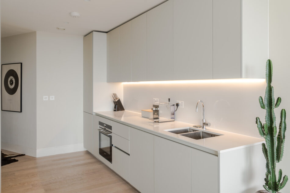 For Sale Duo Tower IV, Penn Street, London N1 The Modern House