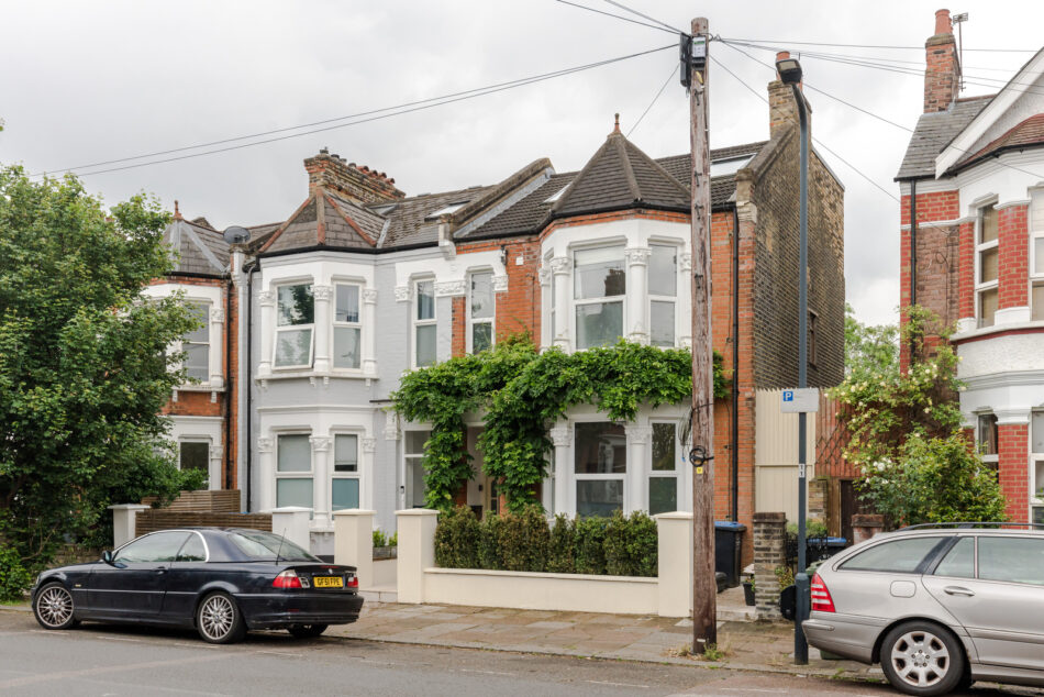 For Sale Buchanan Gardens, London NW10 The Modern House