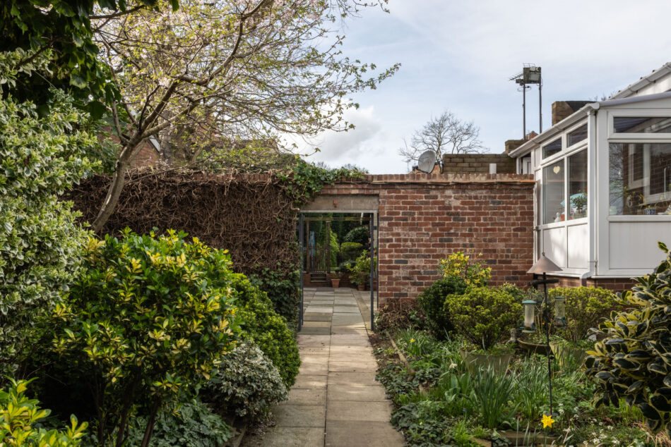 For Sale Hill Top, Knottingley, West Yorkshire The Modern House
