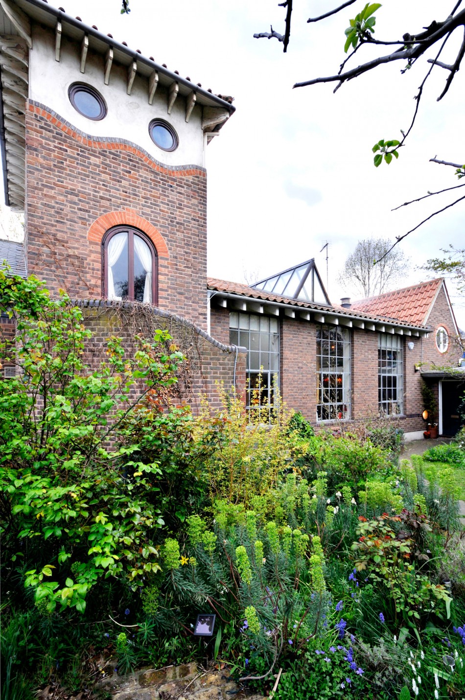 Newell Street Limehouse, London E14 The Modern House