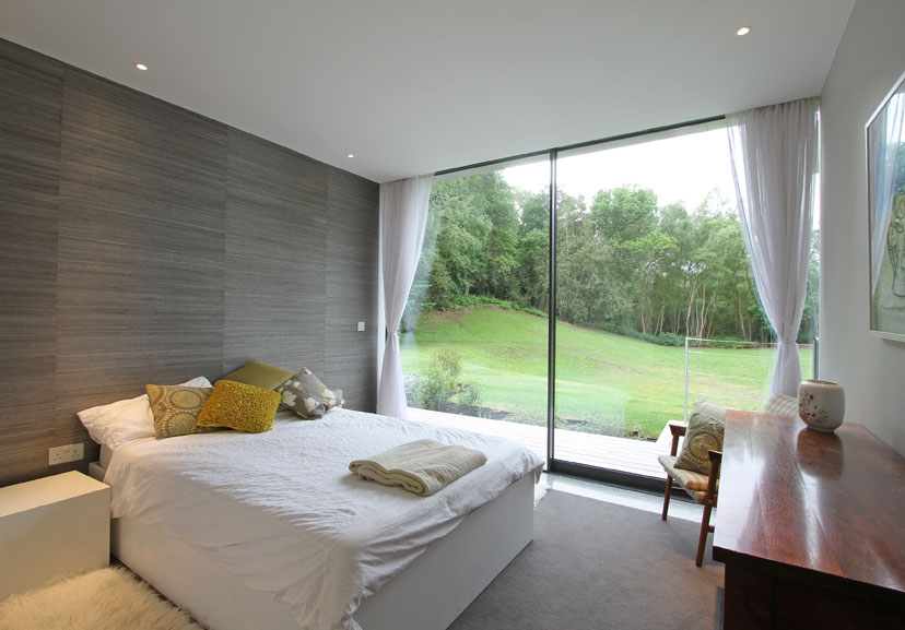 Gardeners Hill Road Farnham, Surrey The Modern House